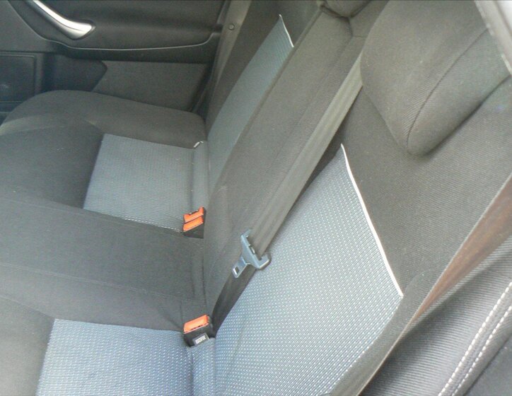 Ford Mondeo Kombi 2,0 l 103 kw