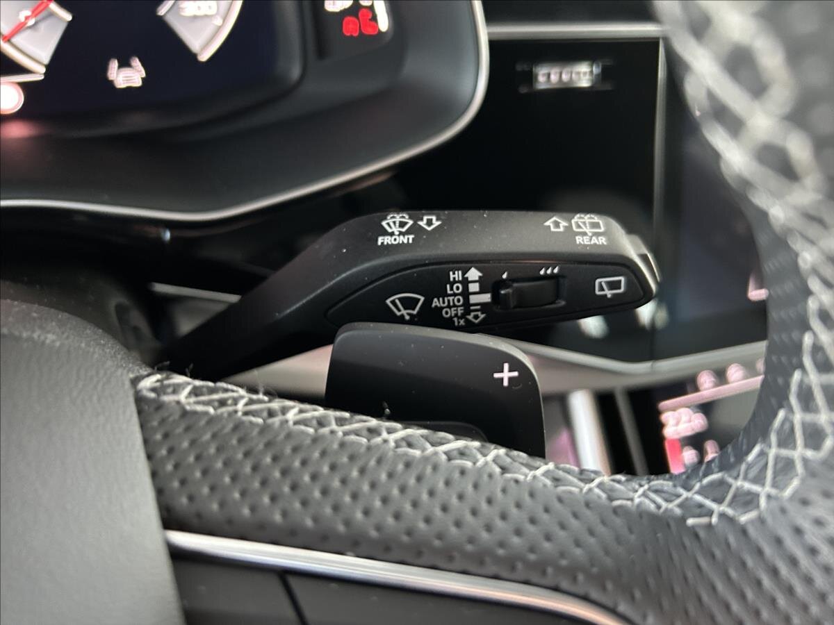 Audi Q8 SUV / Terénní 3,0 l 250 kw