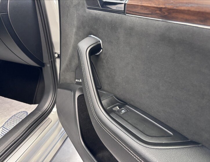 Škoda Superb Kombi 2,0 l 206 kw