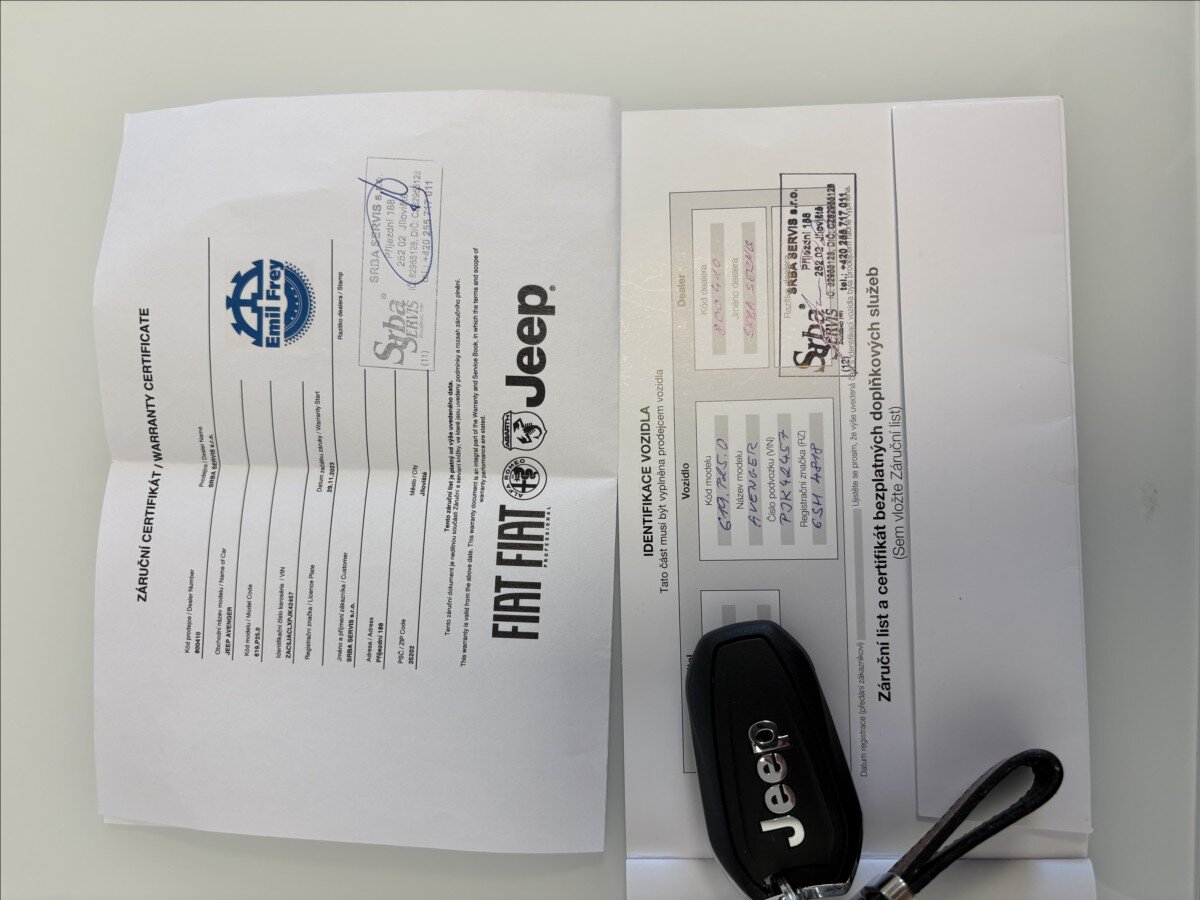 Jeep Avenger Sedan / Limuzína 1,2 l 74 kw