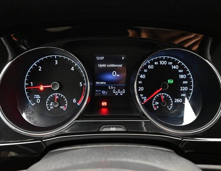 Volkswagen Touran MPV 2,0 l 110 kw