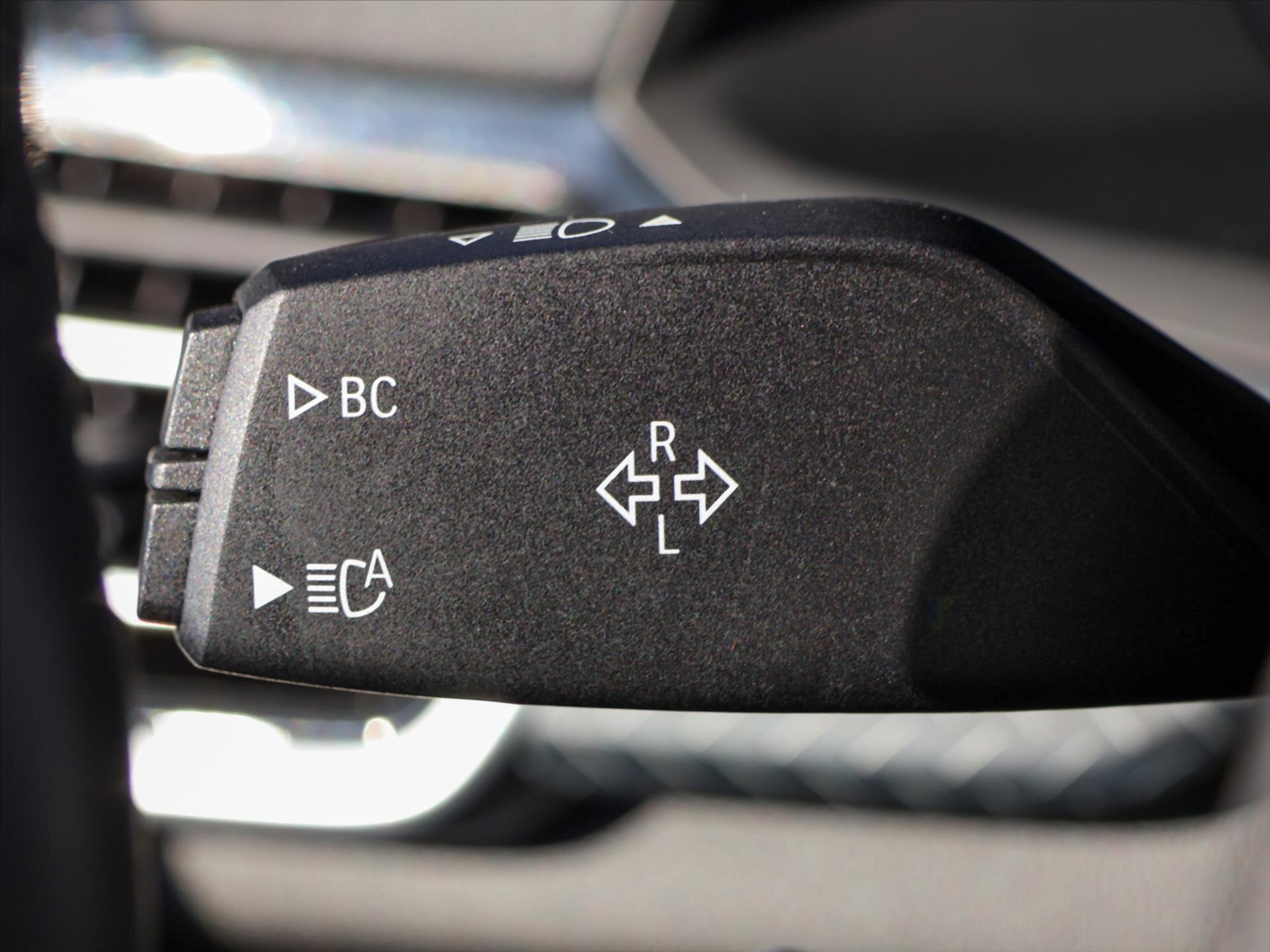 BMW X5 SUV / Terénní 3,0 l 250 kw