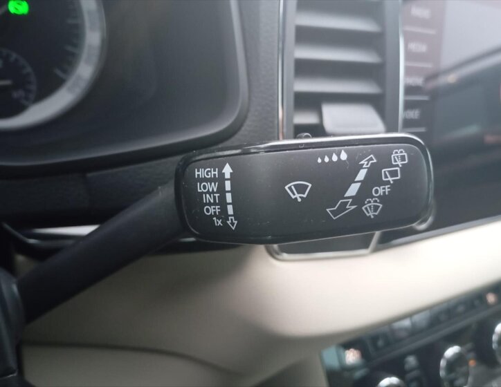 Škoda Karoq Kombi 1,5 l 110 kw