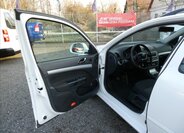 Škoda Octavia Kombi 2,0 l 103 kw