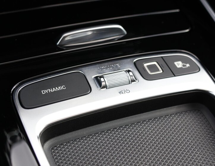 Mercedes-Benz GLB 39