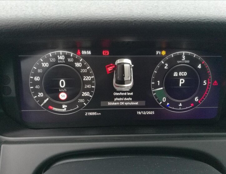 Land Rover Range Rover Velar SUV / Terénní 3,0 l 221 kw