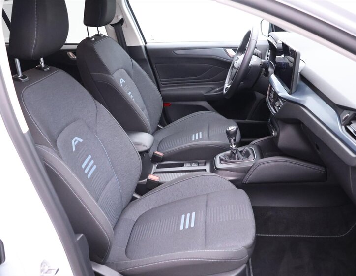 Ford Focus Kombi 999,0 114 kw