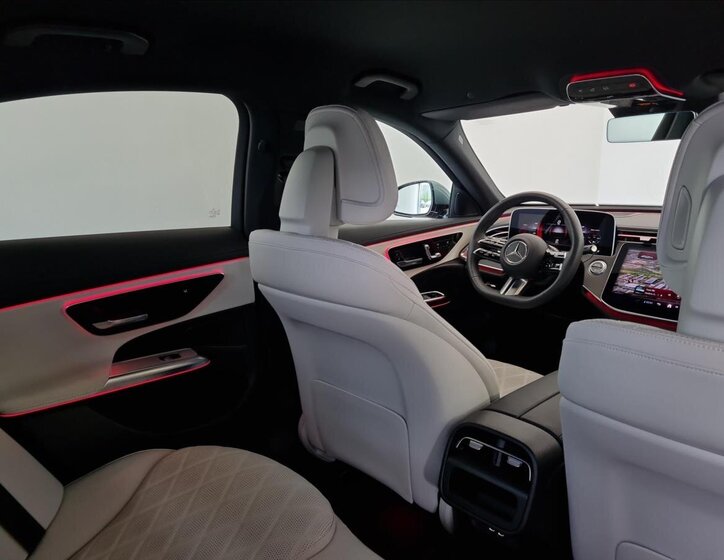 Mercedes-Benz Třídy E Sedan 2,0 l 145 kw