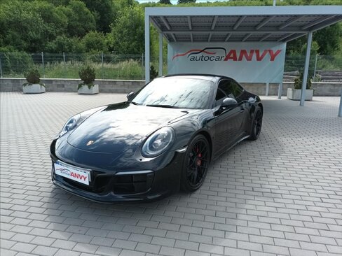Porsche 911 Kupé 3,0 l 331 kw