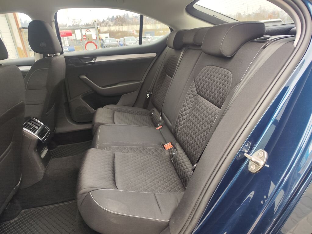 Škoda Superb Sedan 1,5 l 110 kw