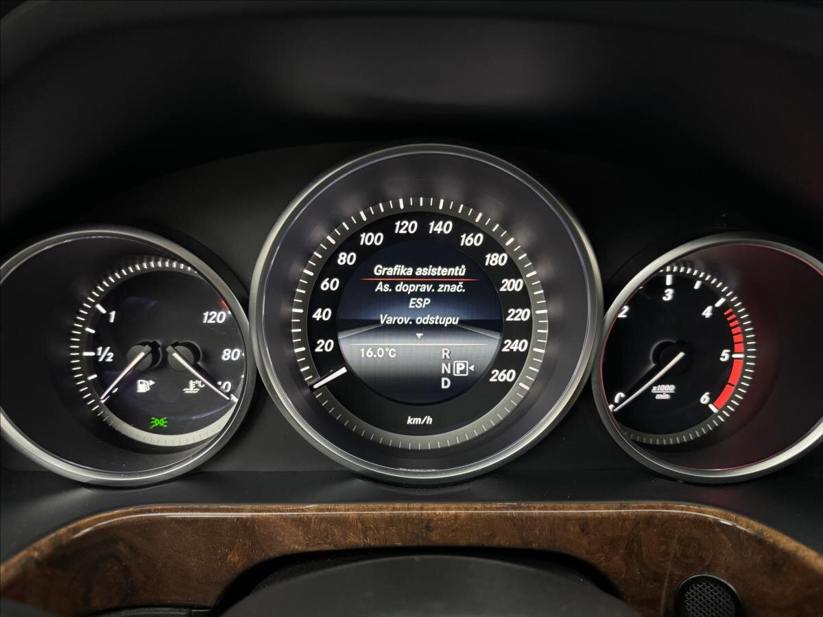 Mercedes-Benz Třídy E Kombi 3,0 l 170 kw