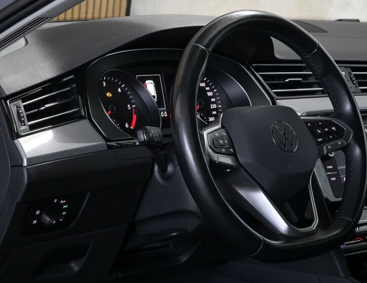 Volkswagen Passat Kombi 2,0 l 110 kw