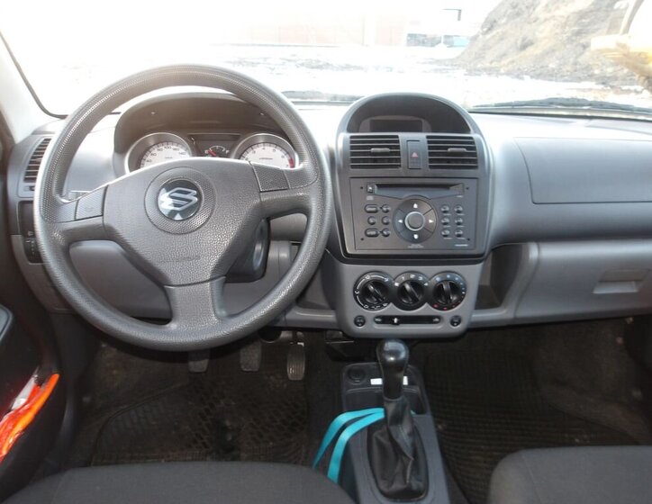 Suzuki Ignis Kombi 1,3 l 68 kw