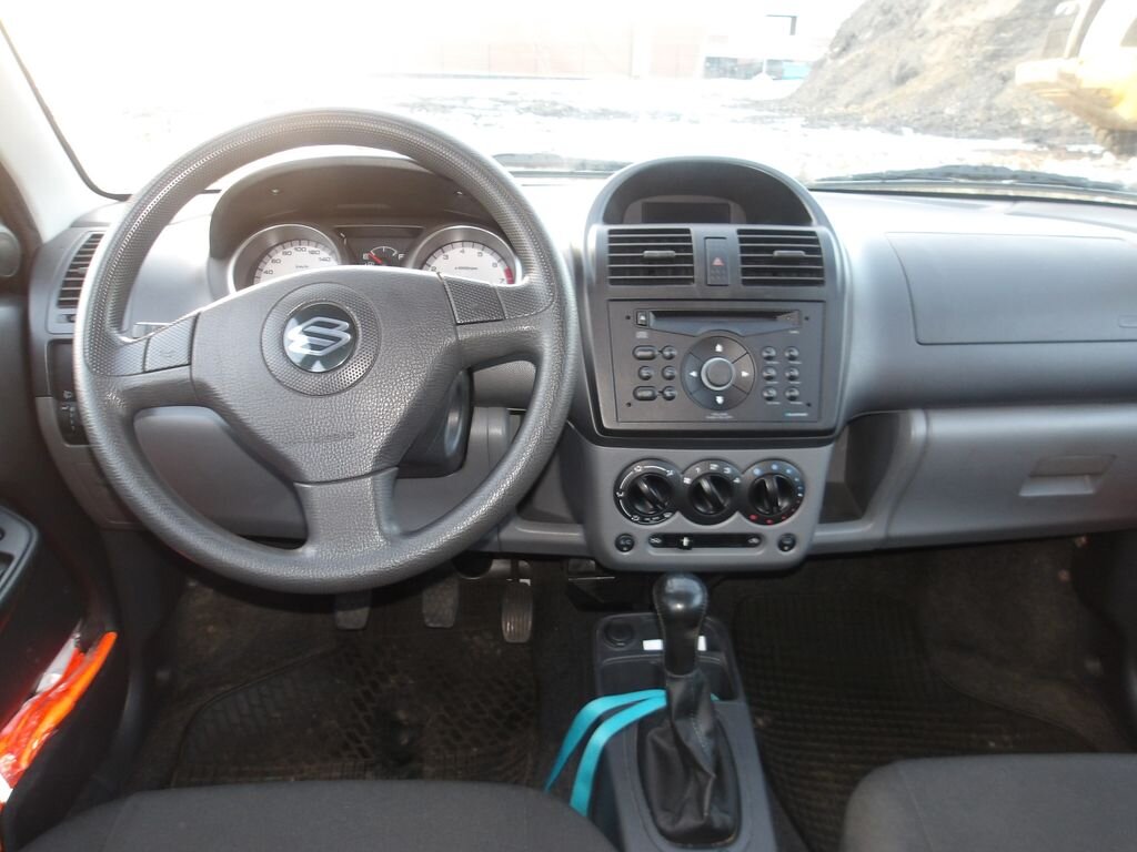 Suzuki Ignis Kombi 1,3 l 68 kw