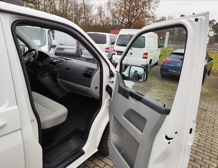 Volkswagen Transporter VAN-Minibus 2,0 l 84 kw