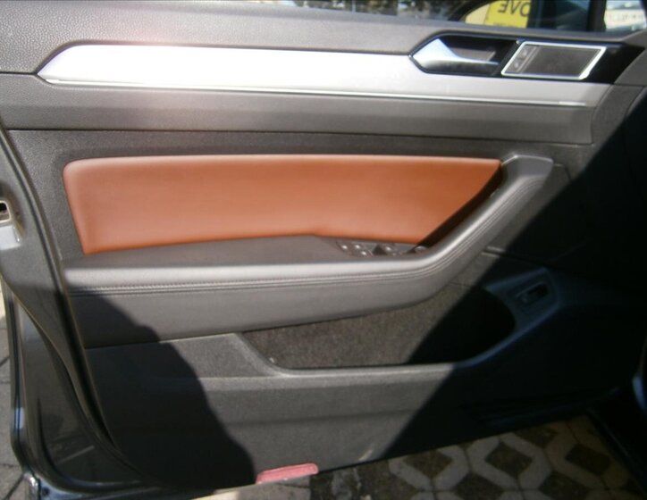 Volkswagen Passat Kombi 2,0 l 110 kw