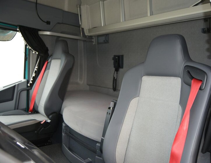 Renault Ostatní Ostatní 10,8 l 345 kw