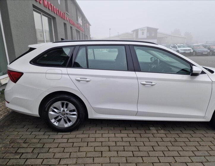 Škoda Octavia Kombi 1,5 l 110 kw