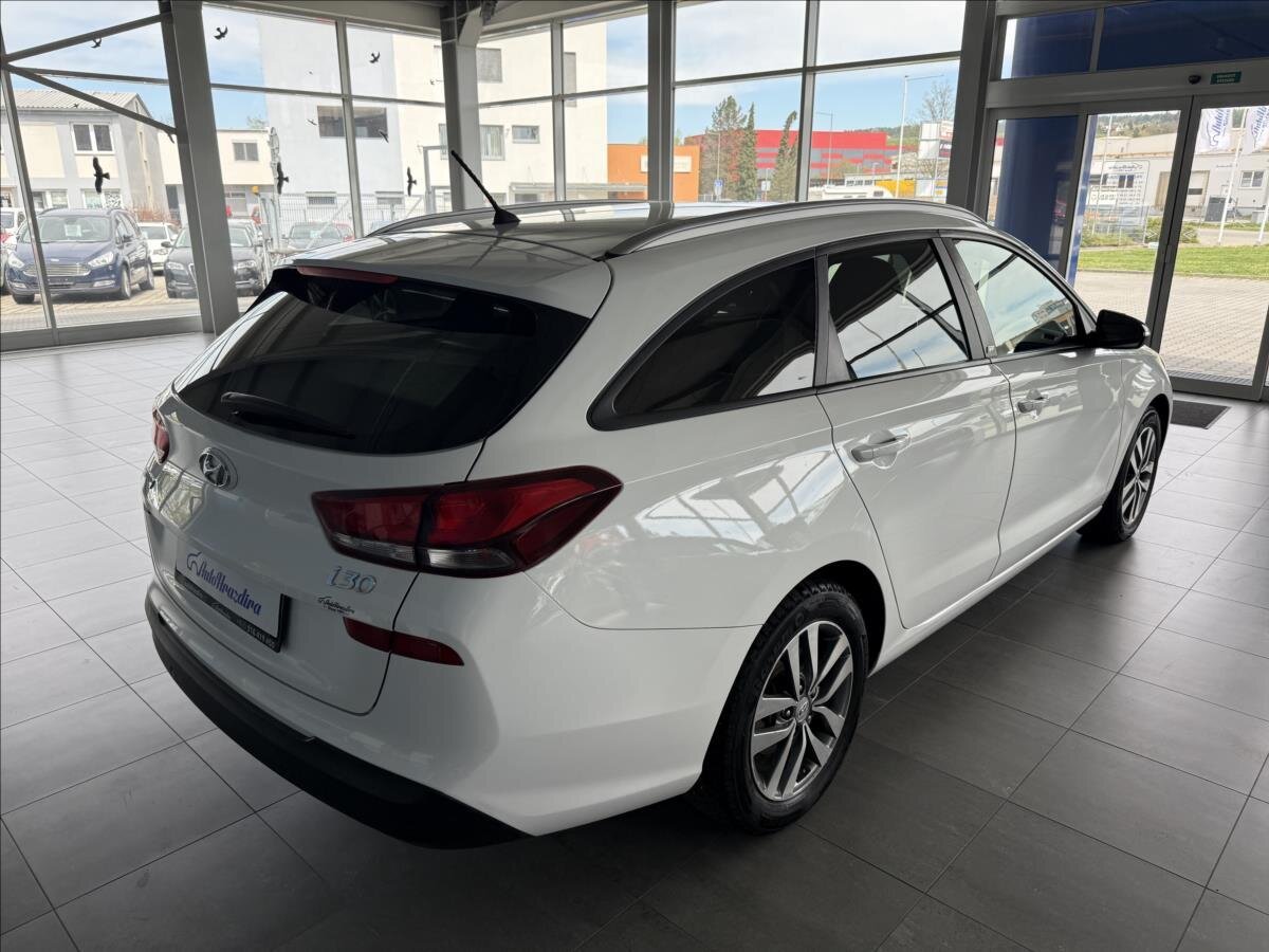 Hyundai i30 Kombi 1,4 l 103 kw