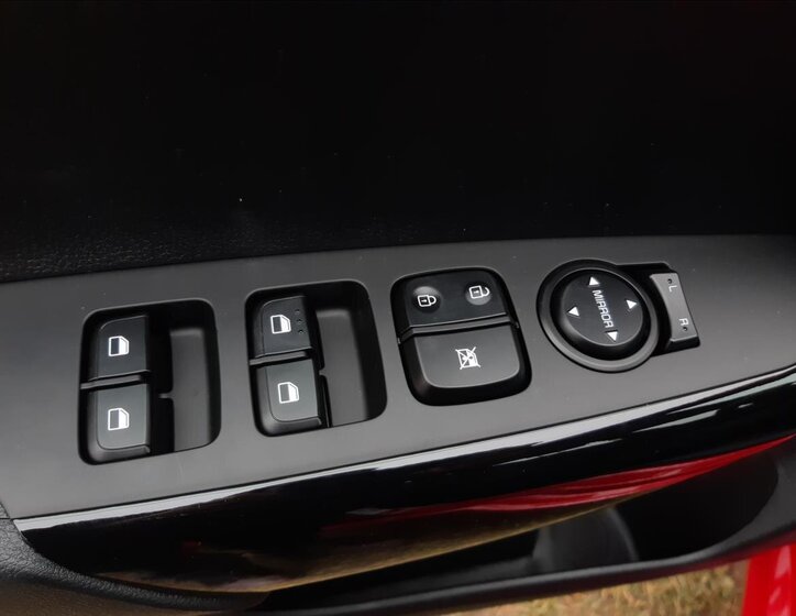 KIA Picanto Hatchback 997,0 50 kw