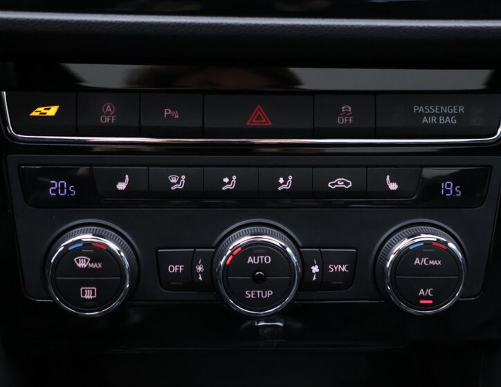 Seat Leon Kombi 2,0 l 221 kw