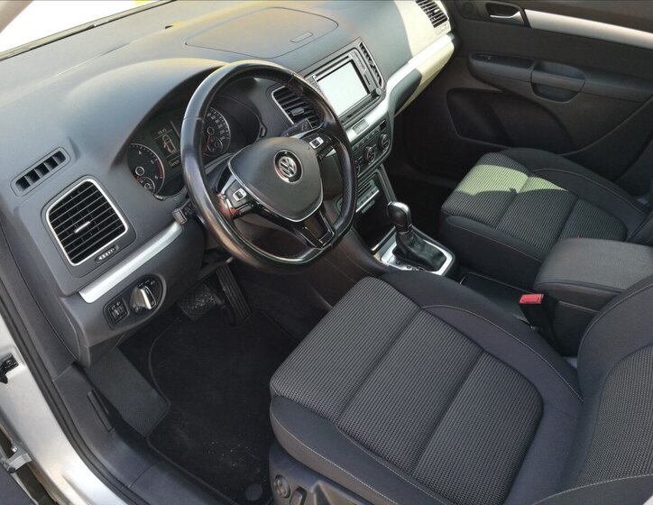 Volkswagen Sharan Kombi 2,0 l 130 kw
