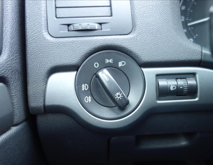 Škoda Octavia Liftback 1,6 l 75 kw