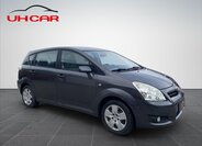 Toyota Corolla Verso 3