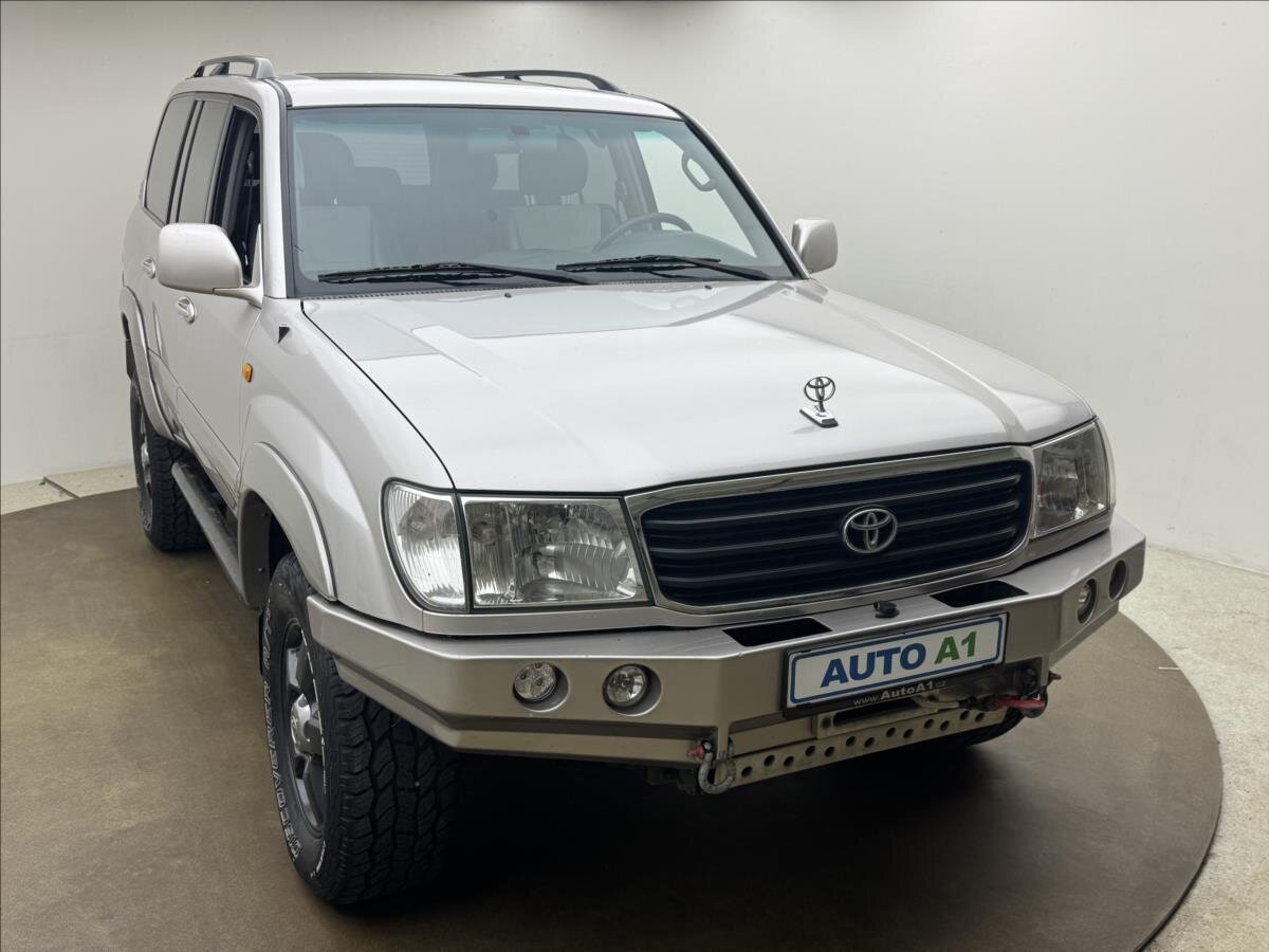 Toyota Land Cruiser SUV / Terénní 4,2 l 150 kw