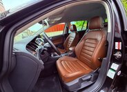 Volkswagen Golf Kombi 1,6 l 77 kw