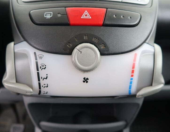 Toyota Aygo Hatchback 998,0 50 kw