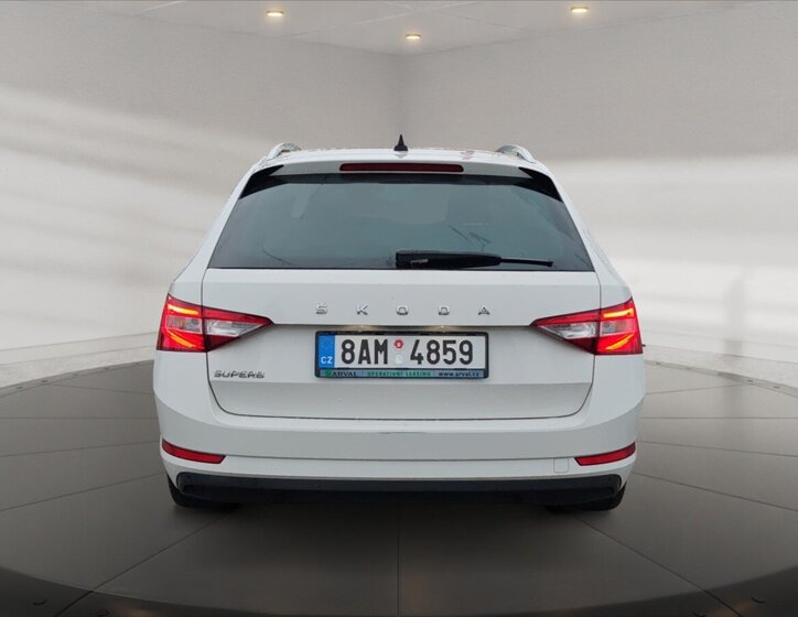 Škoda Superb 4