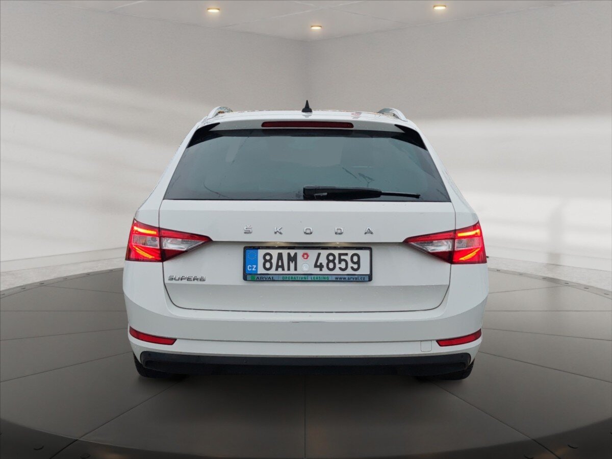 Škoda Superb