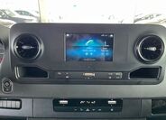 Mercedes-Benz Sprinter 14