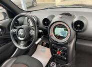 Mini Countryman 12
