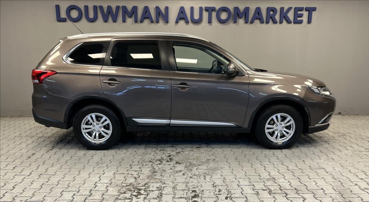 Mitsubishi Outlander SUV 2,3 l 110 kw