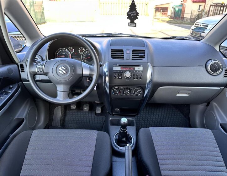 Suzuki SX4 Hatchback 1,6 l 88 kw