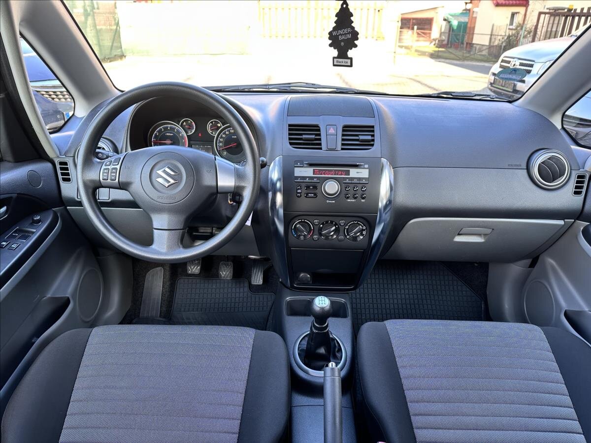 Suzuki SX4 Hatchback 1,6 l 88 kw