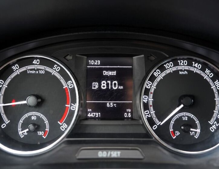 Škoda Rapid Sedan / Limuzína 999,0 70 kw