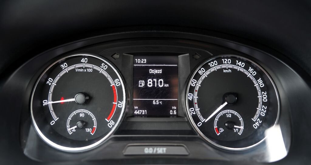 Škoda Rapid Sedan / Limuzína 999,0 70 kw