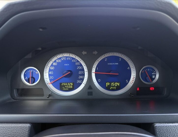 Volvo XC90 Kombi 2,4 l 147 kw