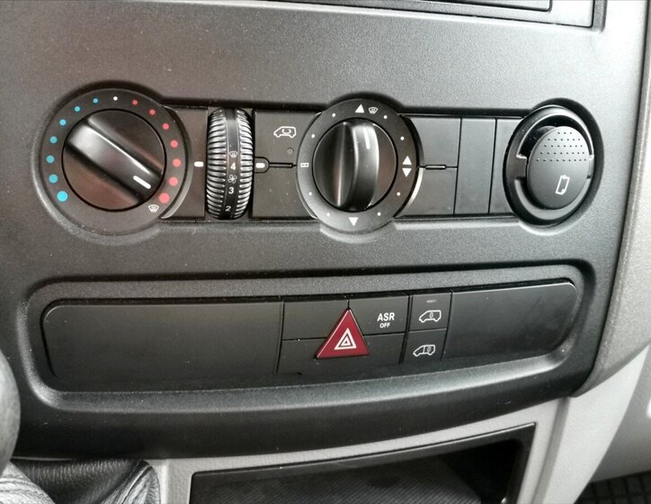 Volkswagen Crafter 10