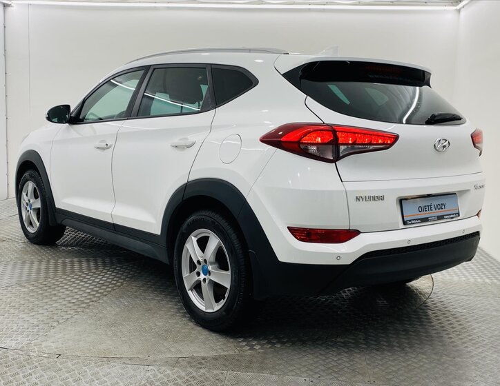 Hyundai Tucson SUV 1,7 l 85 kw
