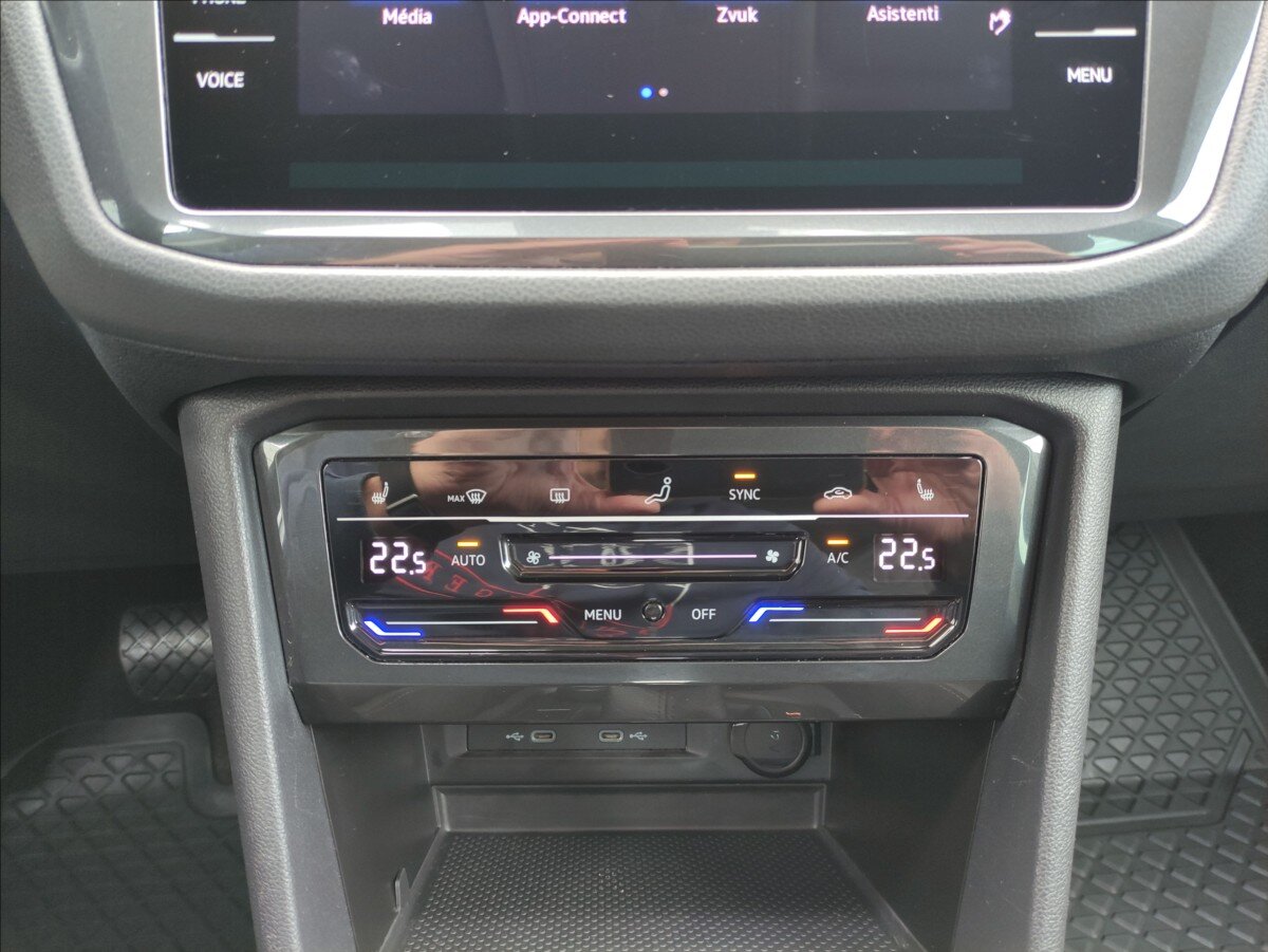 Volkswagen Tiguan SUV / Terénní 2,0 l 110 kw