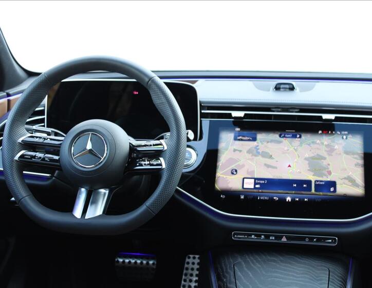 Mercedes-Benz Třídy E 22