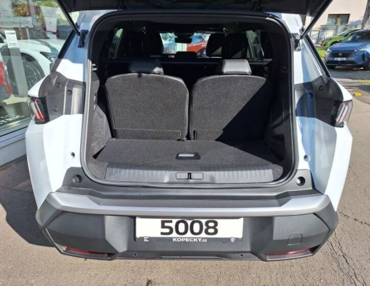 Peugeot 5008 6