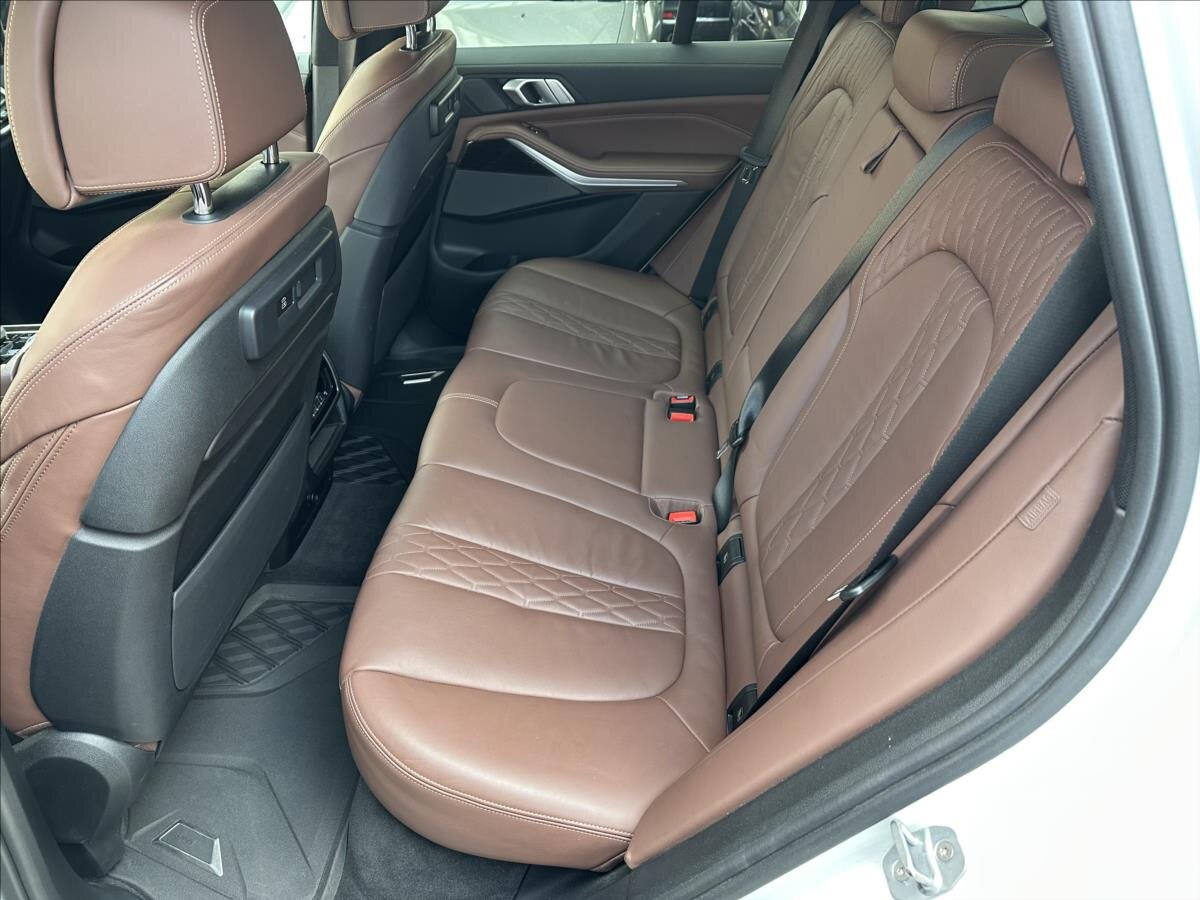 BMW X5 SUV / Terénní 3,0 l 195 kw