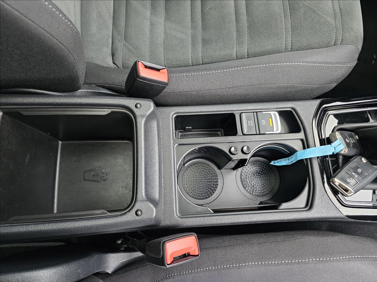 Volkswagen Touran Kombi 1,4 l 110 kw