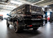 Jeep Grand Wagoneer 3