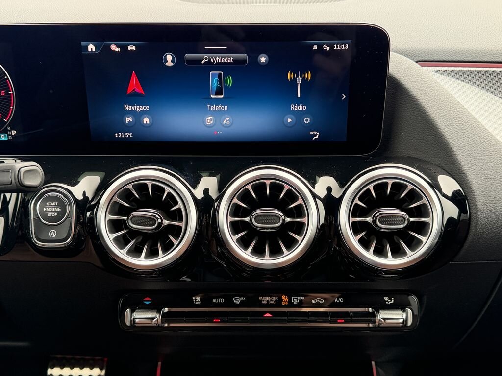 Mercedes-Benz GLA SUV / Terénní 2,0 l 110 kw